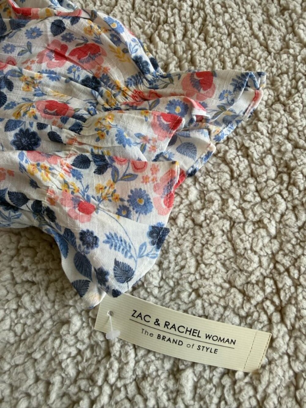 Zac & Rachel NWT Lightweight Breezy Floral on White Blouse - Size 3X - Picture 4 of 10